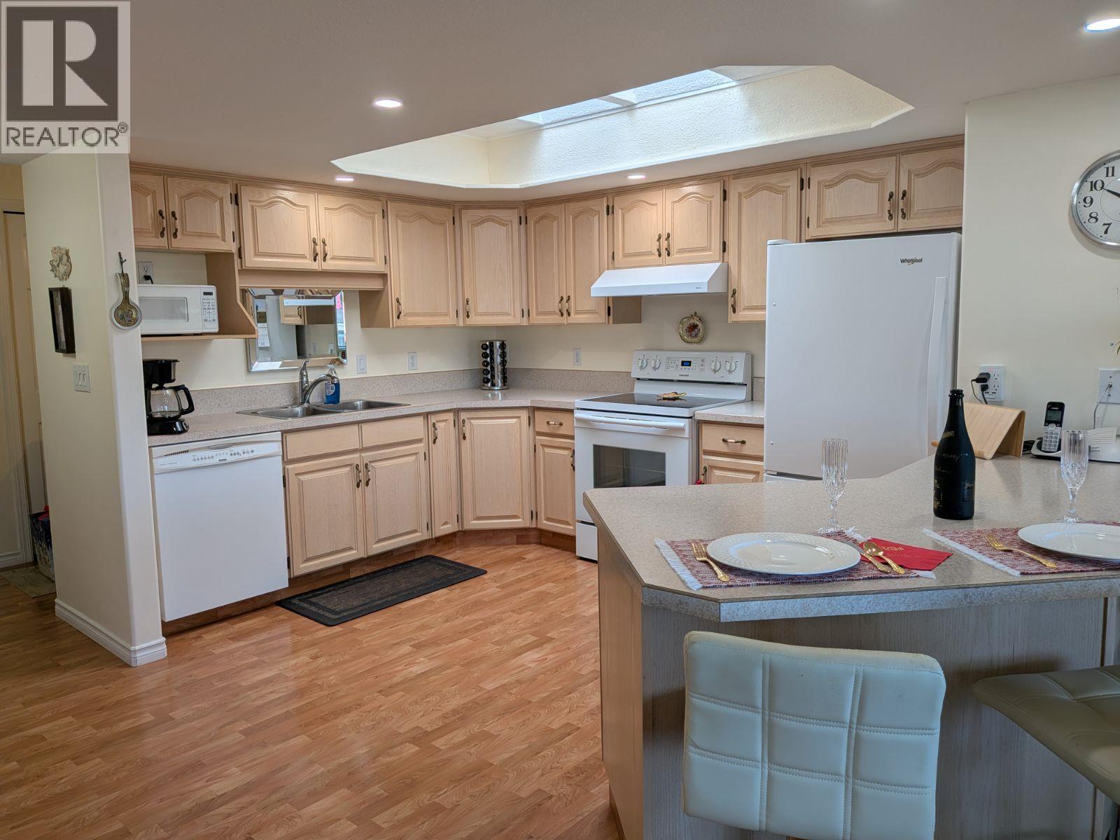 3595 Skaha Lake Road Unit# 311, Penticton, British Columbia  V2A 7K2 - Photo 6 - 10387951