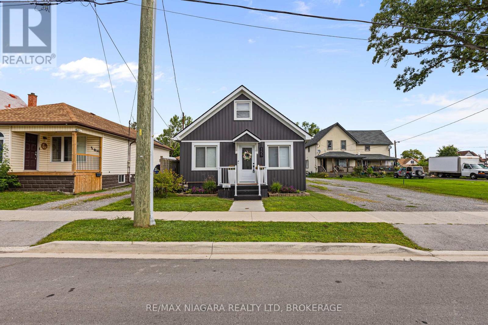 155 Broadway Street, Welland, Ontario  L3C 5L6 - Photo 3 - X13733086