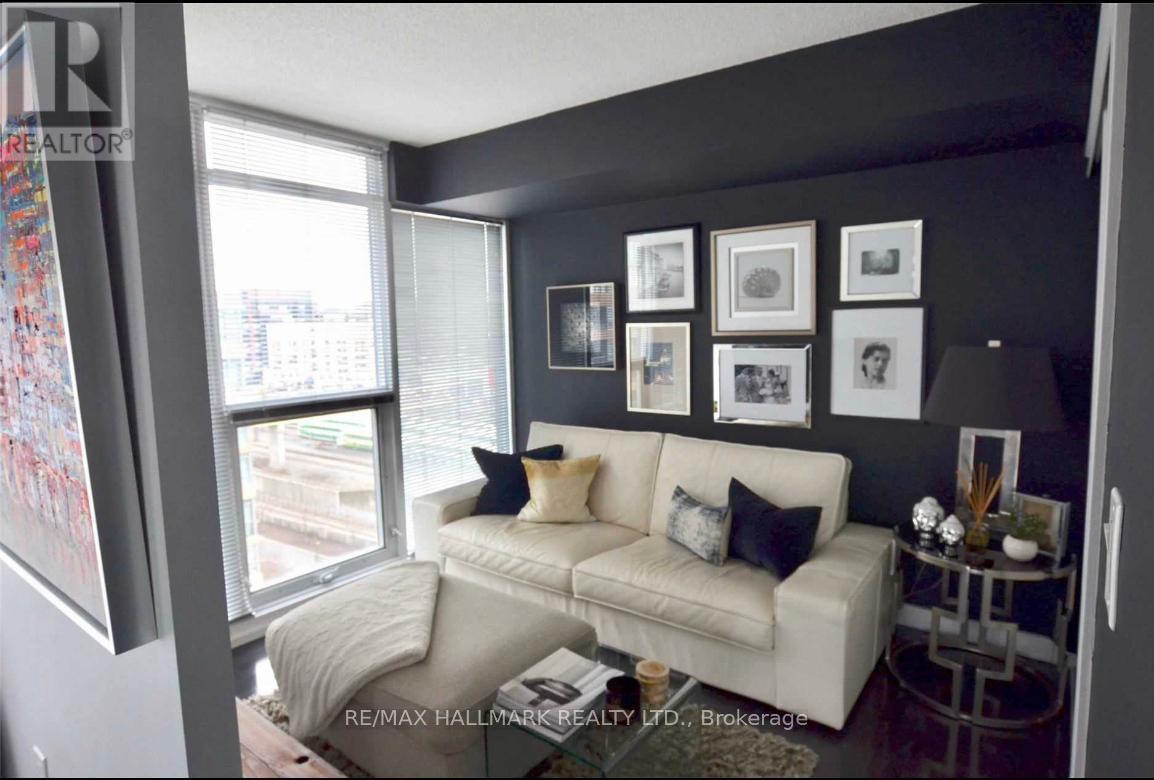 1009 - 25 Capreol Court, Toronto (Waterfront Communities), Ontario  M5V 3Z7 - Photo 8 - C13733080