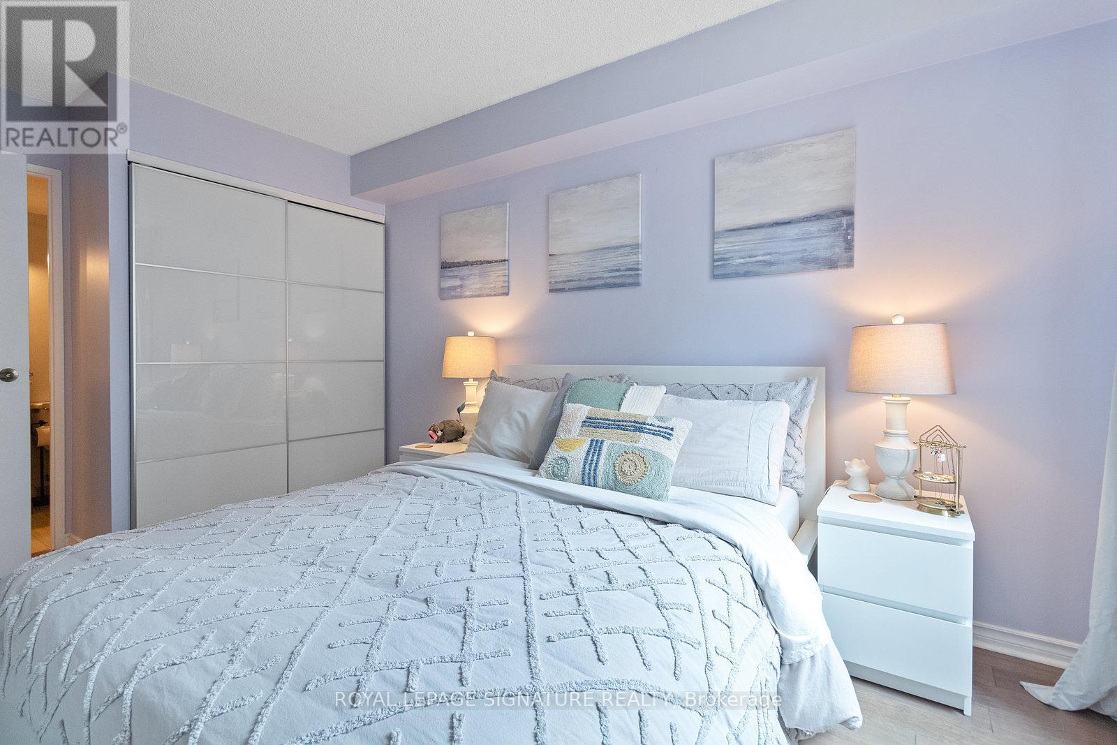 1013 - 633 Bay Street, Toronto, Ontario  M5G 2G4 - Photo 15 - C13733182