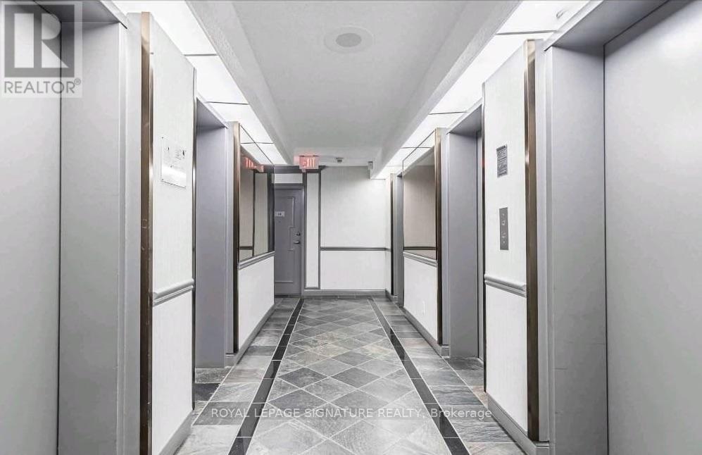 1013 - 633 Bay Street, Toronto, Ontario  M5G 2G4 - Photo 34 - C13733182