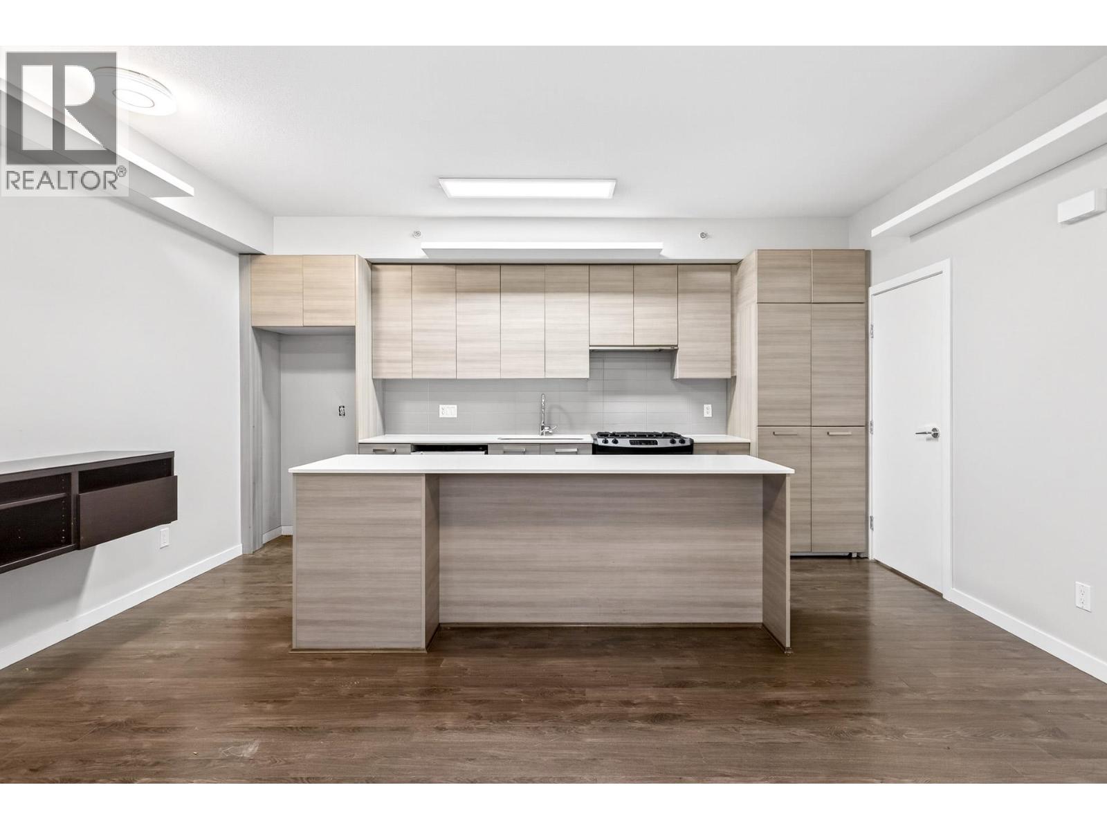 8 6965 Hastings Street, Burnaby, British Columbia  V5B 1S9 - Photo 12 - R3160377