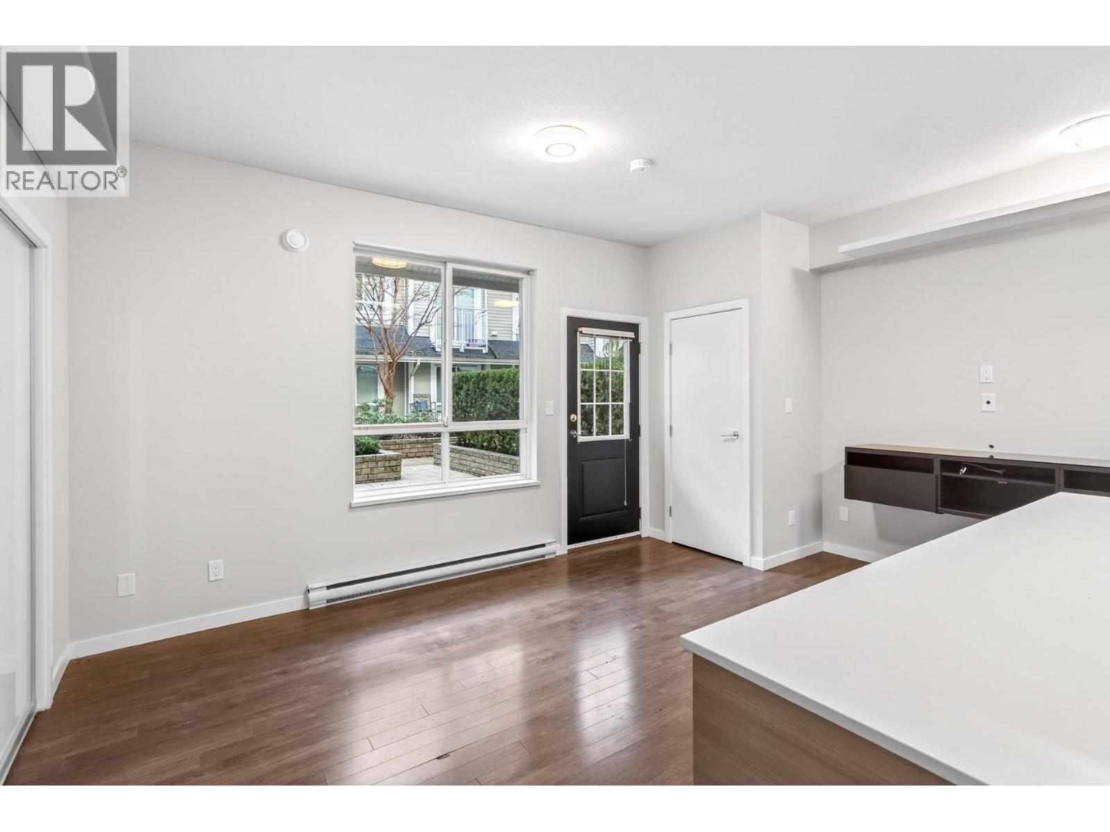 8 6965 Hastings Street, Burnaby, British Columbia  V5B 1S9 - Photo 7 - R3160377
