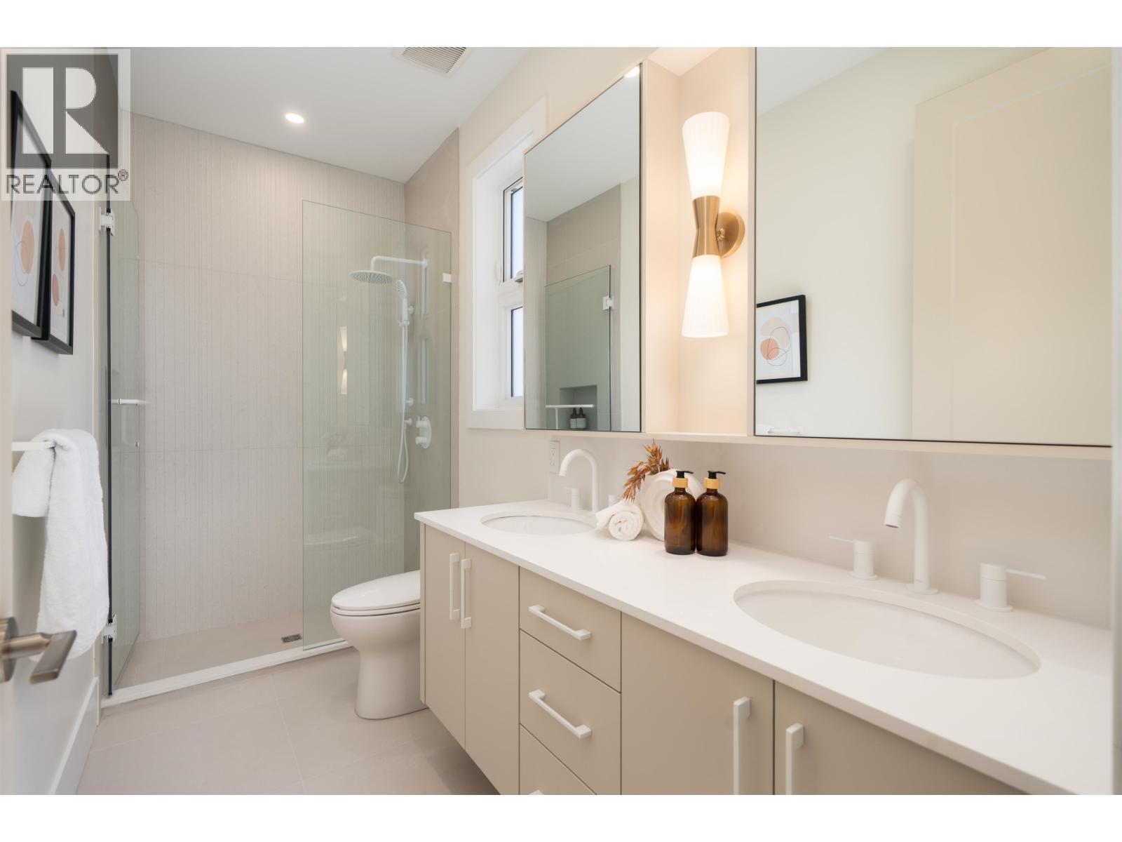 2 4331 Union Street, Burnaby, British Columbia  V5C 2X5 - Photo 13 - R3160385