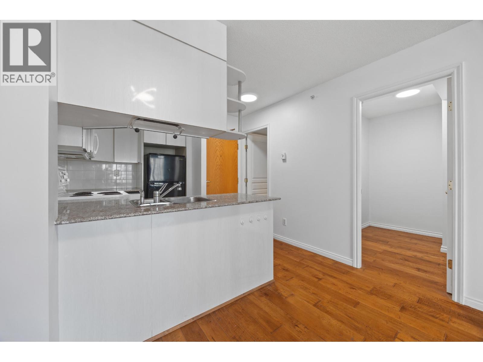 907 1189 Howe Street, Vancouver, British Columbia  V6Z 2X4 - Photo 16 - R3160425