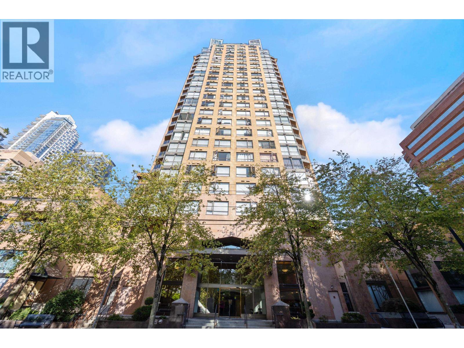 907 1189 Howe Street, Vancouver, British Columbia  V6Z 2X4 - Photo 2 - R3160425