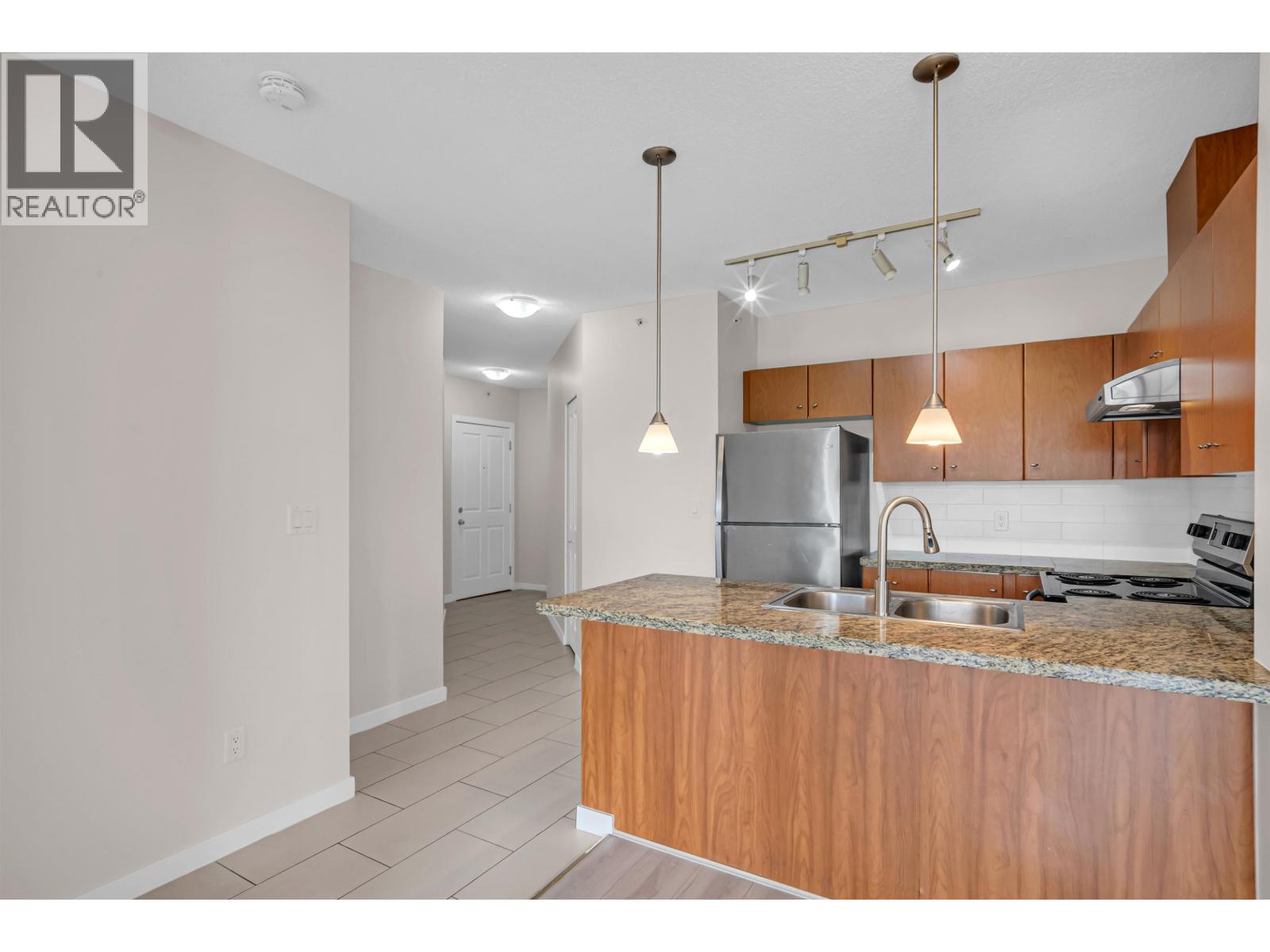 1104 511 Rochester Avenue, Coquitlam, British Columbia  V3K 0A2 - Photo 2 - R3160439