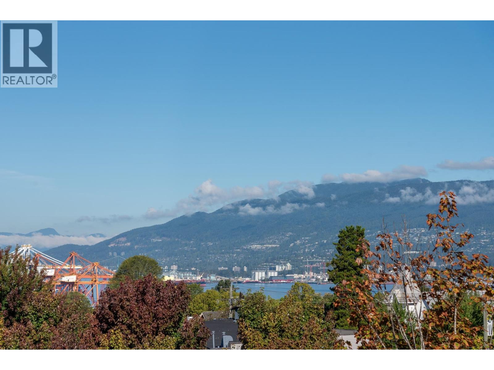 L2 2556 E Hastings Street, Vancouver, British Columbia  V5K 1Z3 - Photo 19 - R3160443