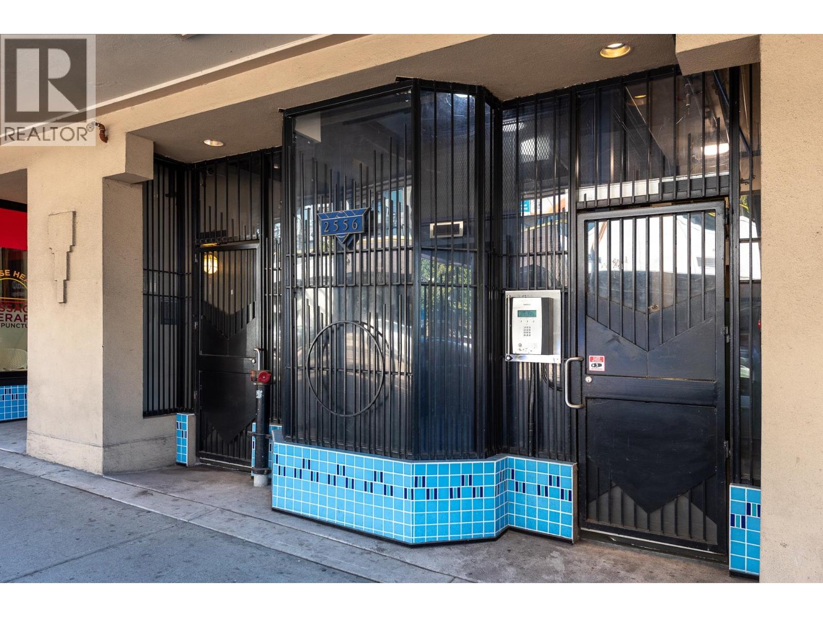 L2 2556 E Hastings Street, Vancouver, British Columbia  V5K 1Z3 - Photo 2 - R3160443