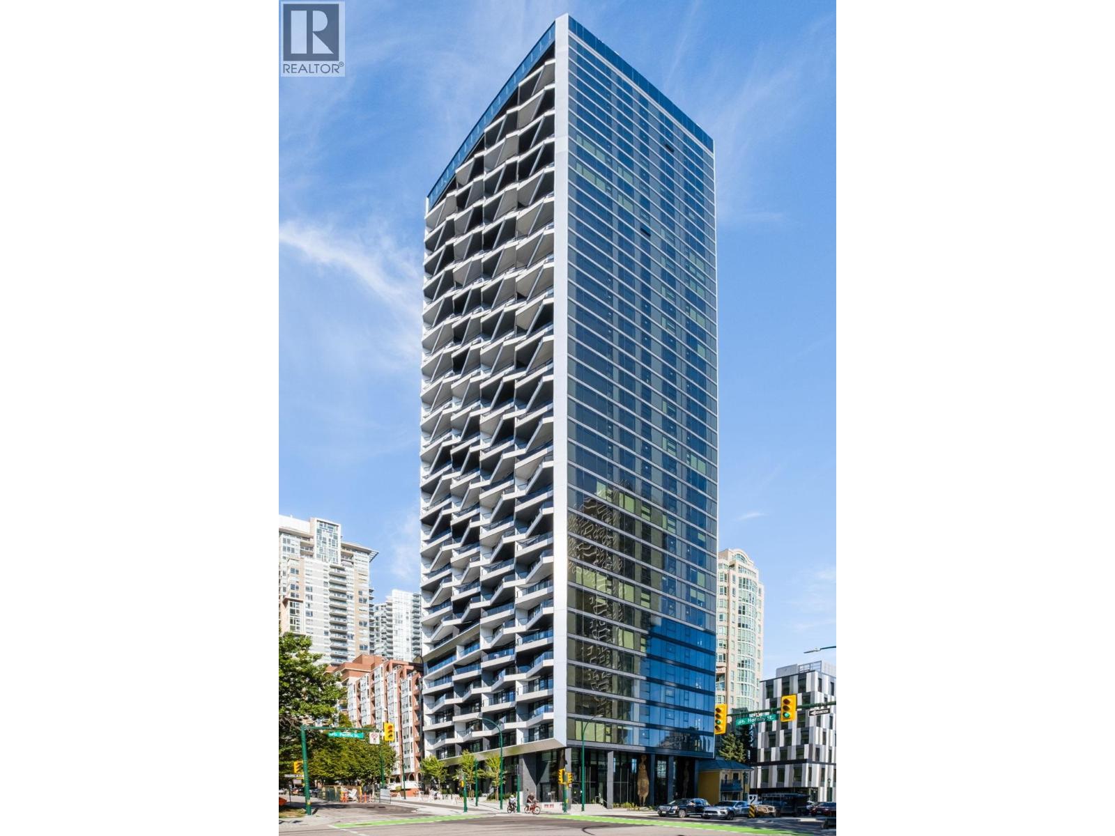 902 889 Pacific Street, Vancouver, British Columbia  V6Z 1C3 - Photo 2 - R3160444