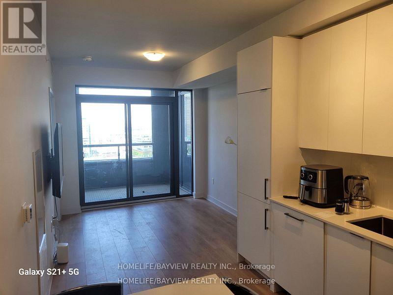 1801 - 2920 Hwy 7 Road, Vaughan, Ontario  L4K 0P4 - Photo 2 - N13733104