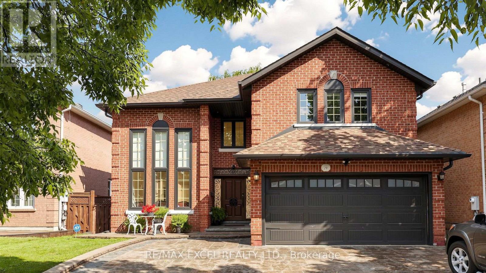 2b Trinity Crescent, Richmond Hill, Ontario  L4B 2S4 - Photo 2 - N13733118