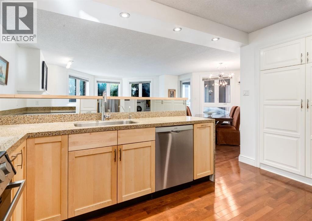 8402, 400 Eau Claire Avenue SW, Calgary, Alberta  T2P 4X2 - Photo 11 - A2341196