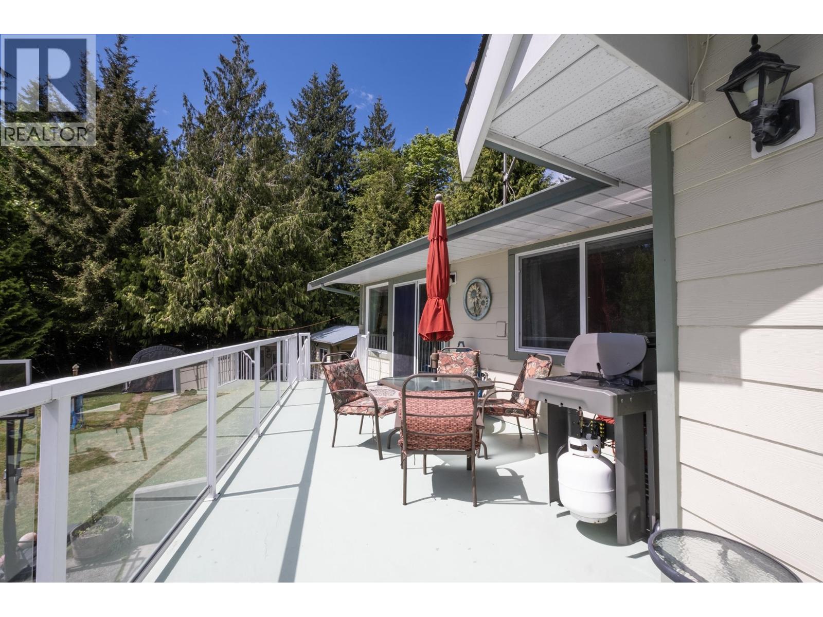 2556 Lower Road, Roberts Creek, British Columbia  V0N 2W4 - Photo 27 - R3160382