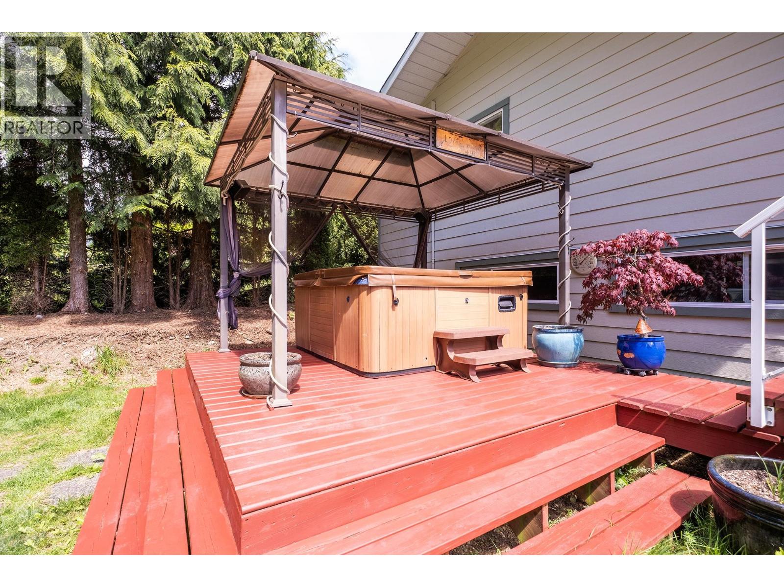 2556 Lower Road, Roberts Creek, British Columbia  V0N 2W4 - Photo 30 - R3160382