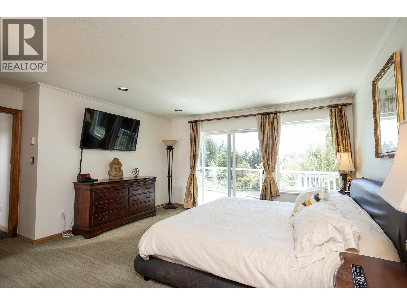 2556 Lower Road, Roberts Creek, British Columbia  V0N 2W4 - Photo 9 - R3160382