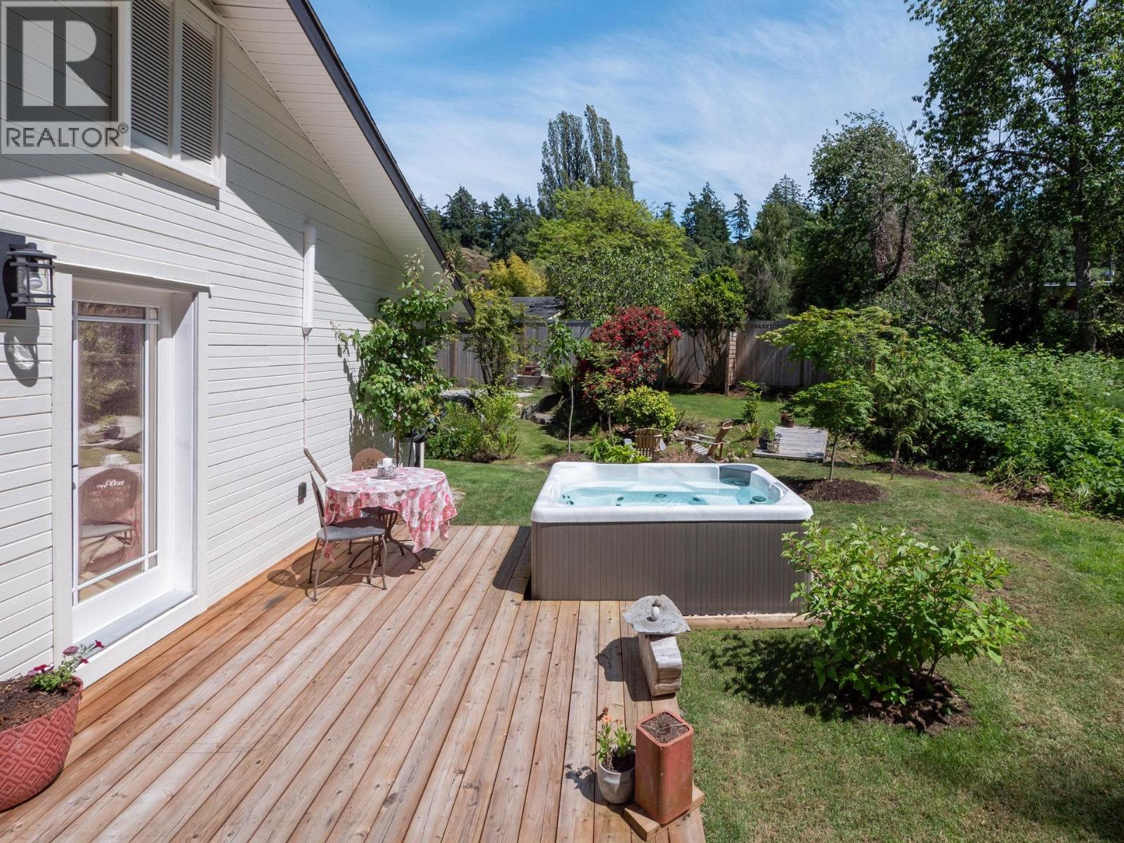 655 Dougall Road, Gibsons, British Columbia  V0N 1V8 - Photo 23 - R3160412