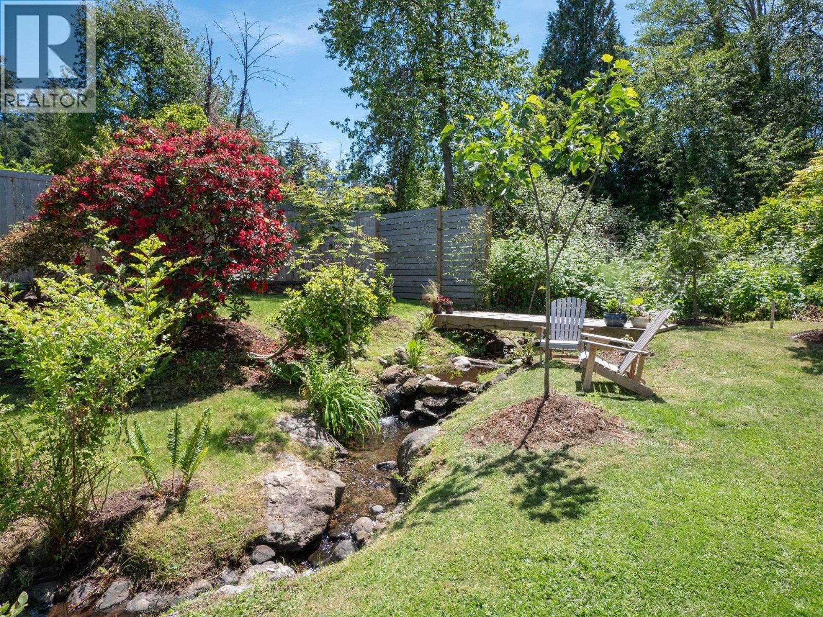 655 Dougall Road, Gibsons, British Columbia  V0N 1V8 - Photo 25 - R3160412