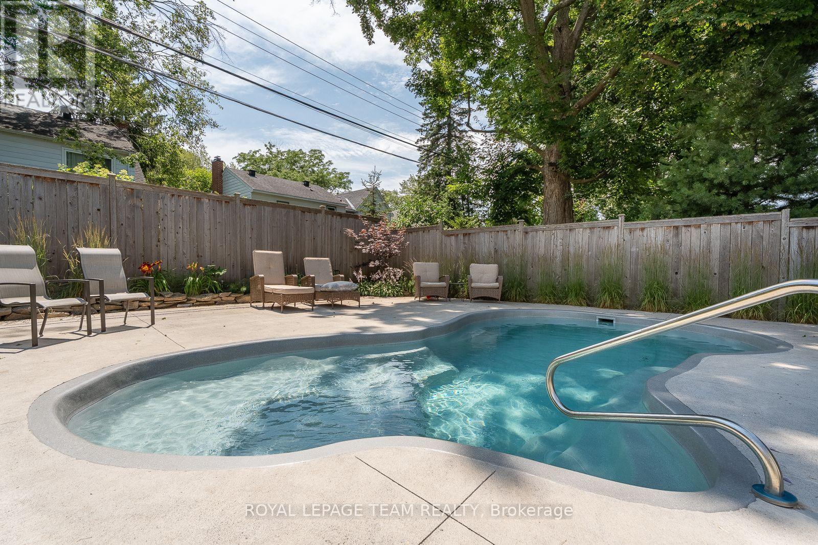 766 Eastbourne Avenue, Ottawa, Ontario  K1K 0H7 - Photo 32 - X13731410
