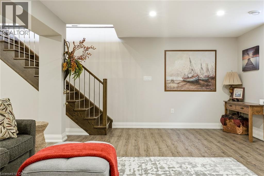 42 Carlton Avenue, Welland, Ontario  L3C 1P9 - Photo 28 - 40859793