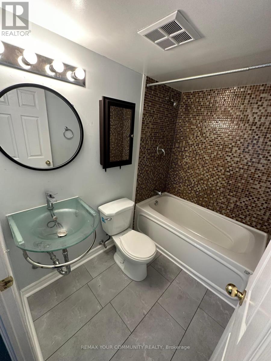 810 - 7 Lorraine Drive, Toronto, Ontario  M2N 7H2 - Photo 10 - C13732934