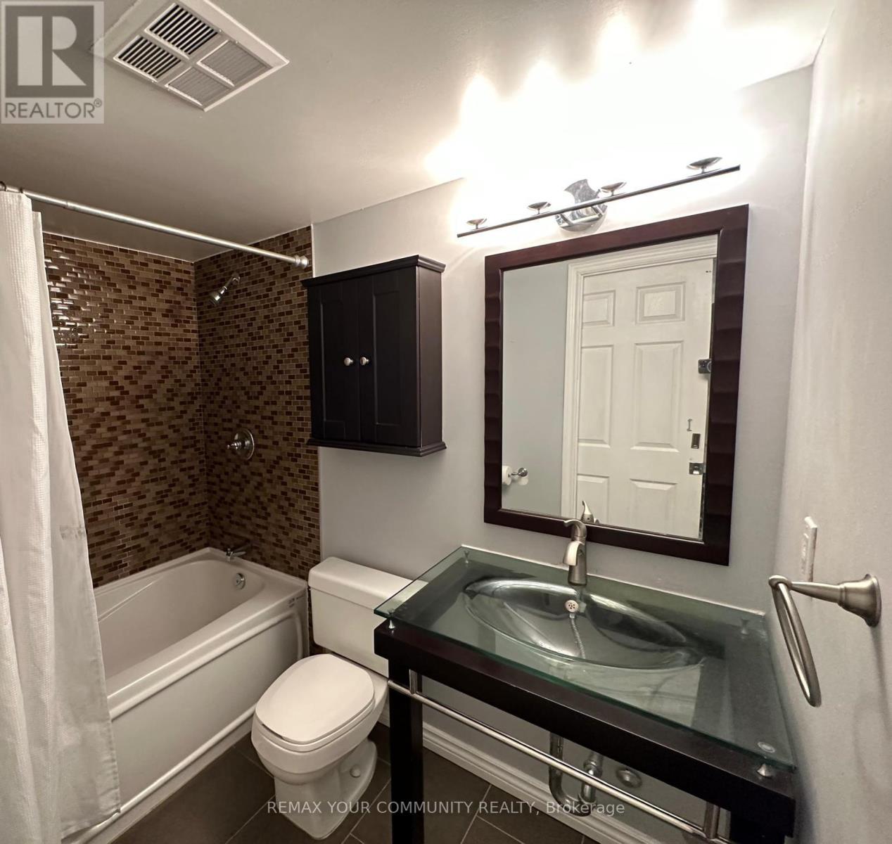810 - 7 Lorraine Drive, Toronto, Ontario  M2N 7H2 - Photo 9 - C13732934