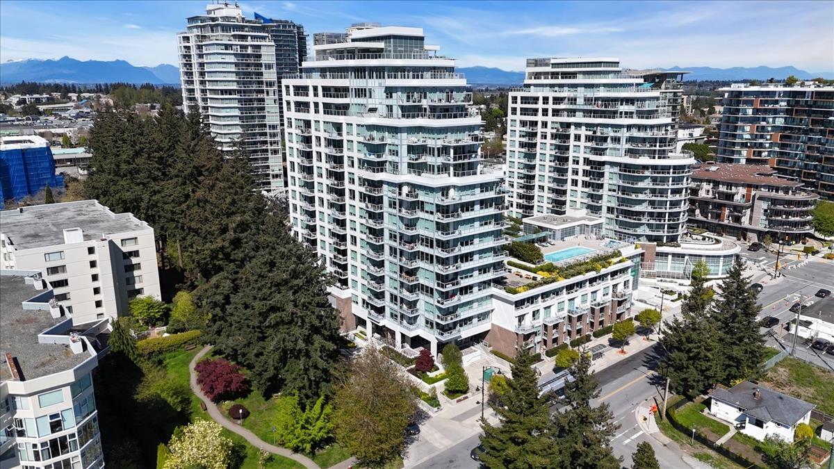 104 15165 THRIFT AVENUE, Surrey, British Columbia
