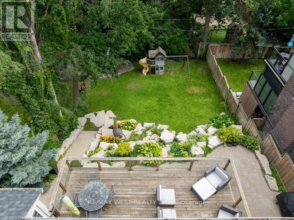 4653 Dundas Street W, Toronto, Ontario  M9A 1A4 - Photo 37 - W13733164
