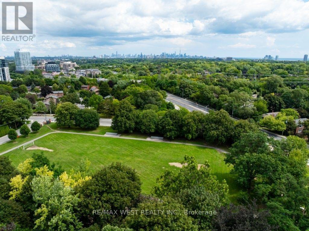 4653 Dundas Street W, Toronto, Ontario  M9A 1A4 - Photo 41 - W13733164