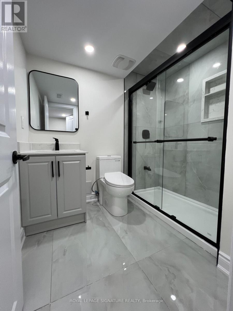 28 Skelton Boulevard, Brampton, Ontario  L6V 2P6 - Photo 2 - W13733168
