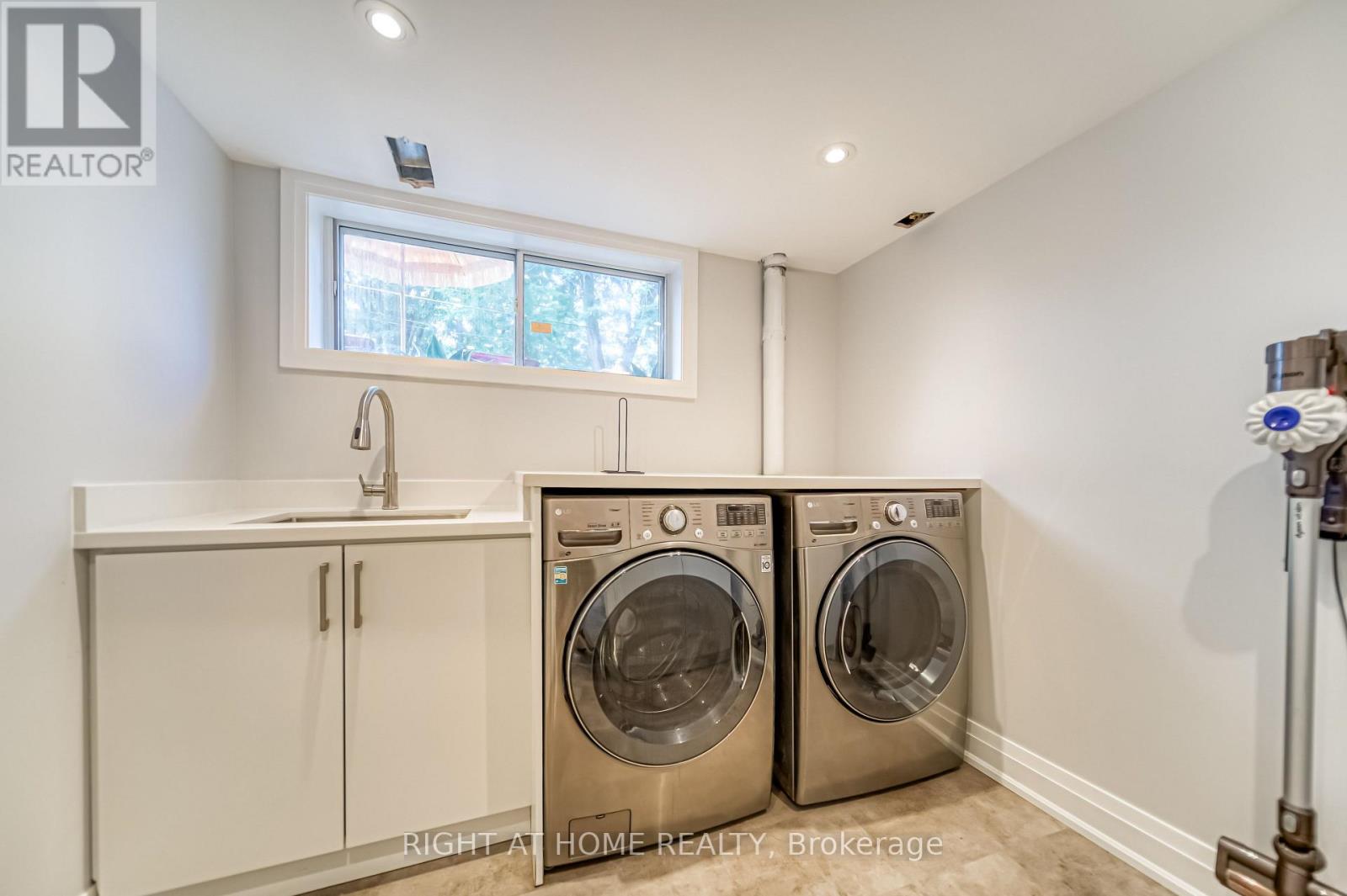 76 Wishing Well Drive, Toronto, Ontario  M1T 1J3 - Photo 31 - E13732812