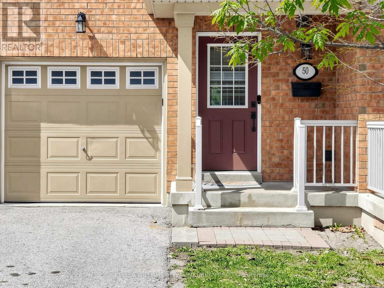 50 Edwin Pearson Street, Aurora, Ontario  L4G 0S2 - Photo 4 - N13732816