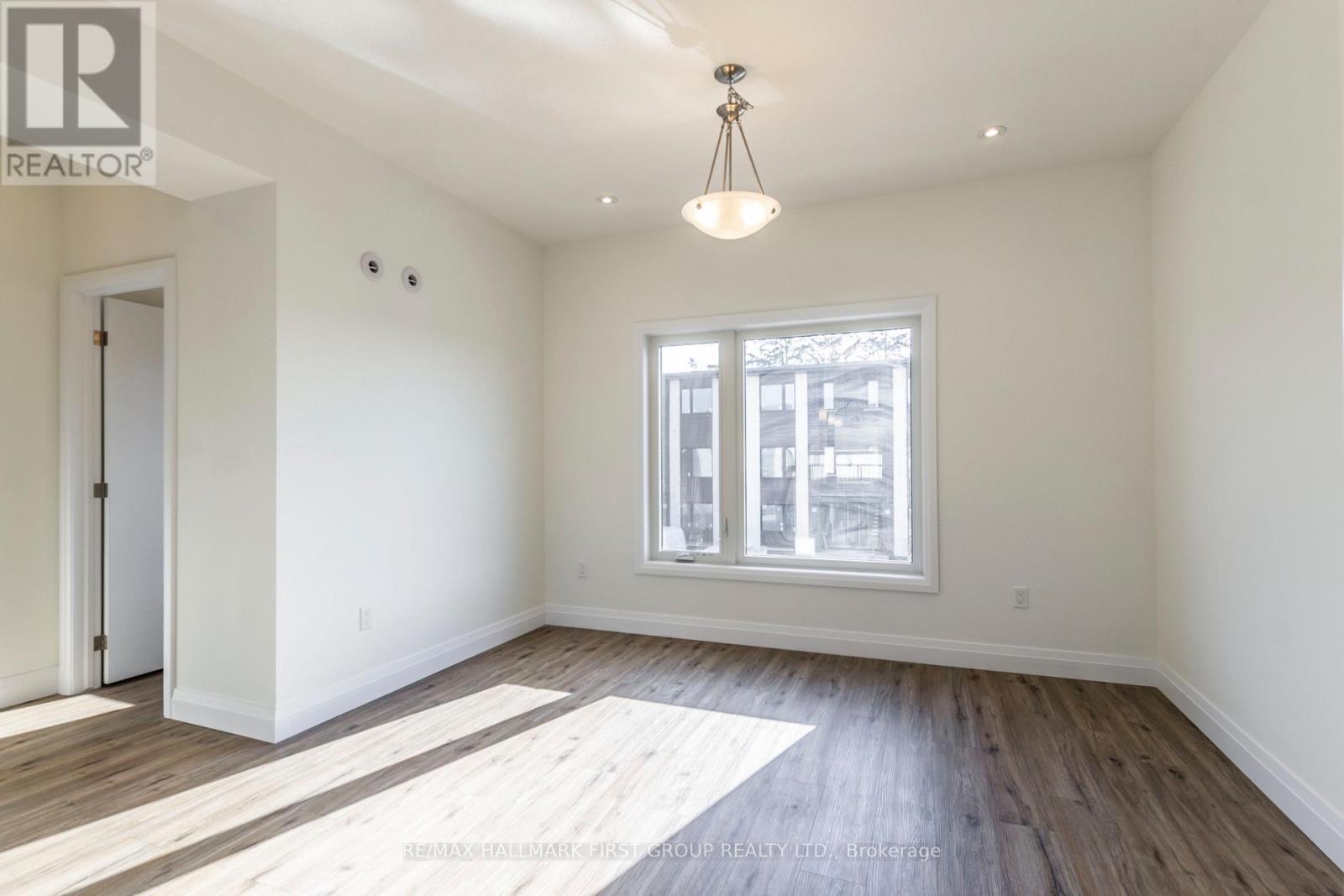 12 Lily Lane, Guelph, Ontario  N1L 0R2 - Photo 13 - X13732398