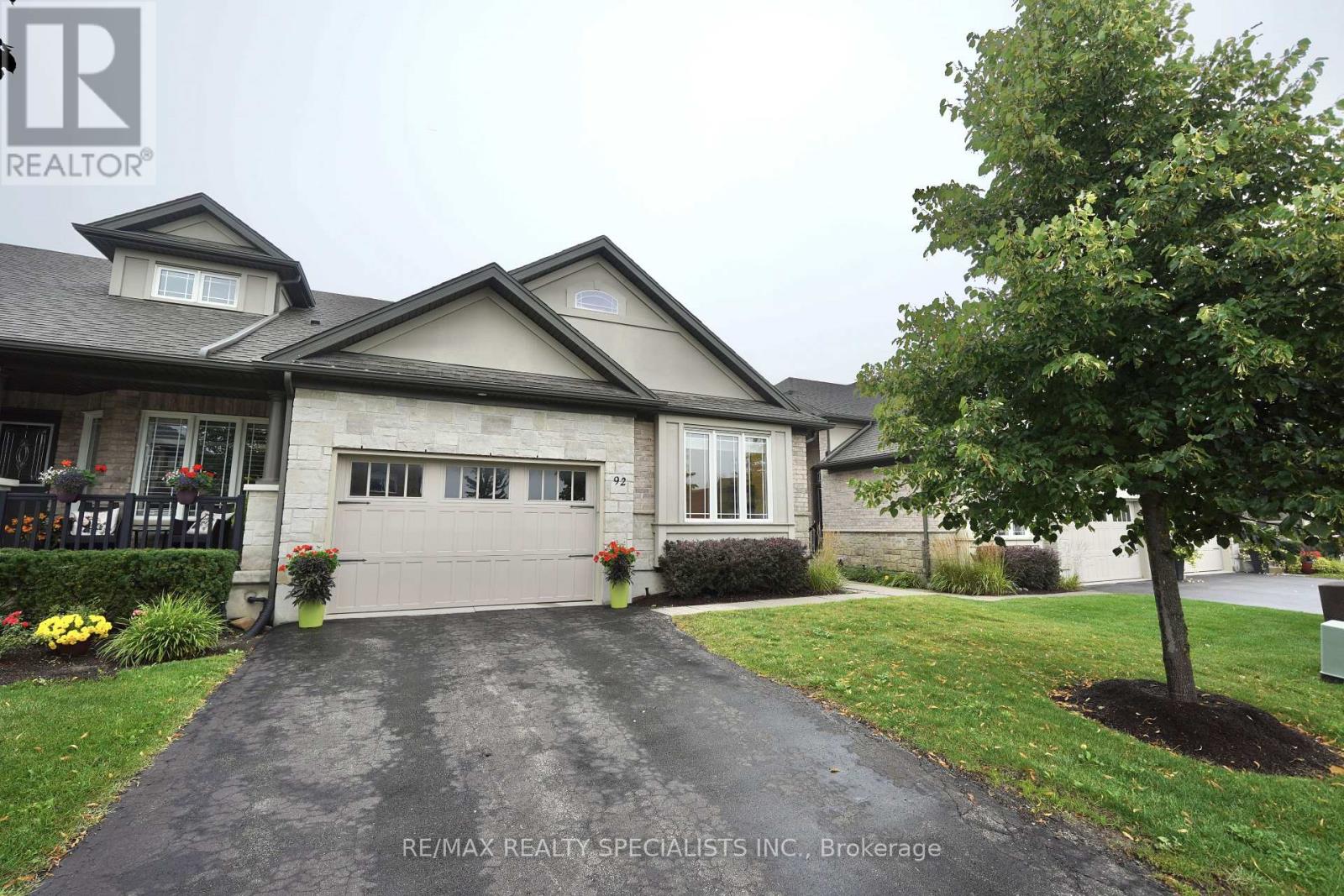 92 ABERDEEN STREET, Centre Wellington, Ontario