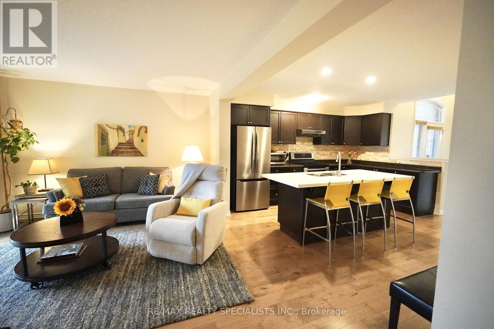 92 Aberdeen Street, Centre Wellington, Ontario  N1M 0B8 - Photo 36 - X13733108