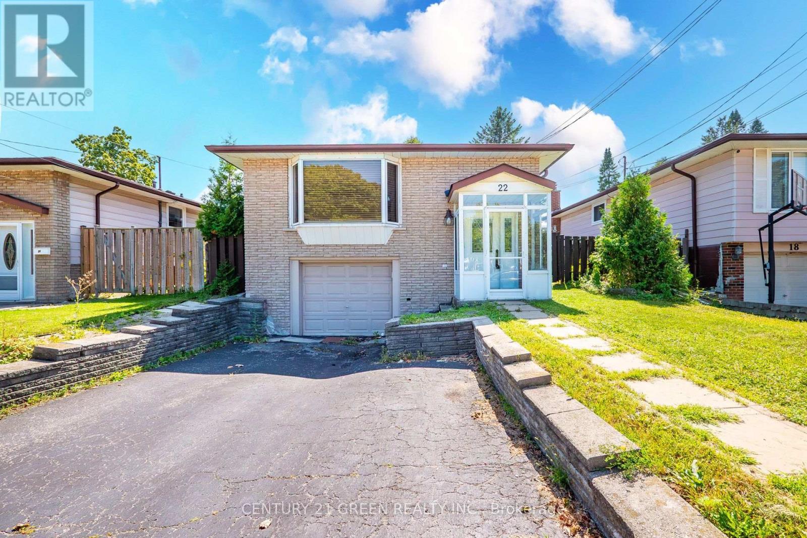 Main - 22 Quaker Crescent, Hamilton, Ontario  L8W 1H5 - Photo 2 - X13733158