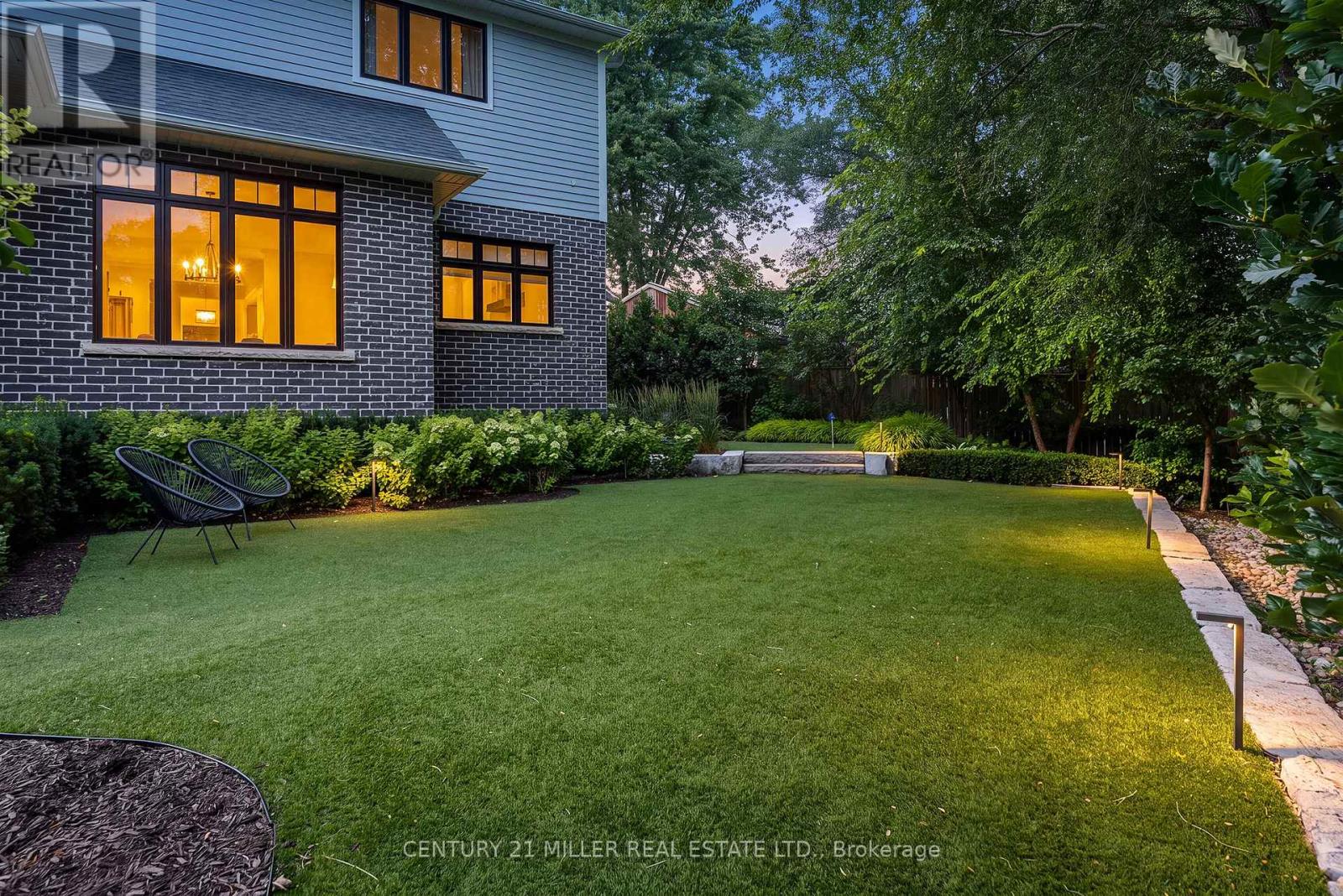 2458 Meadowood Crescent, Oakville, Ontario  L6L 1V6 - Photo 40 - W13593236