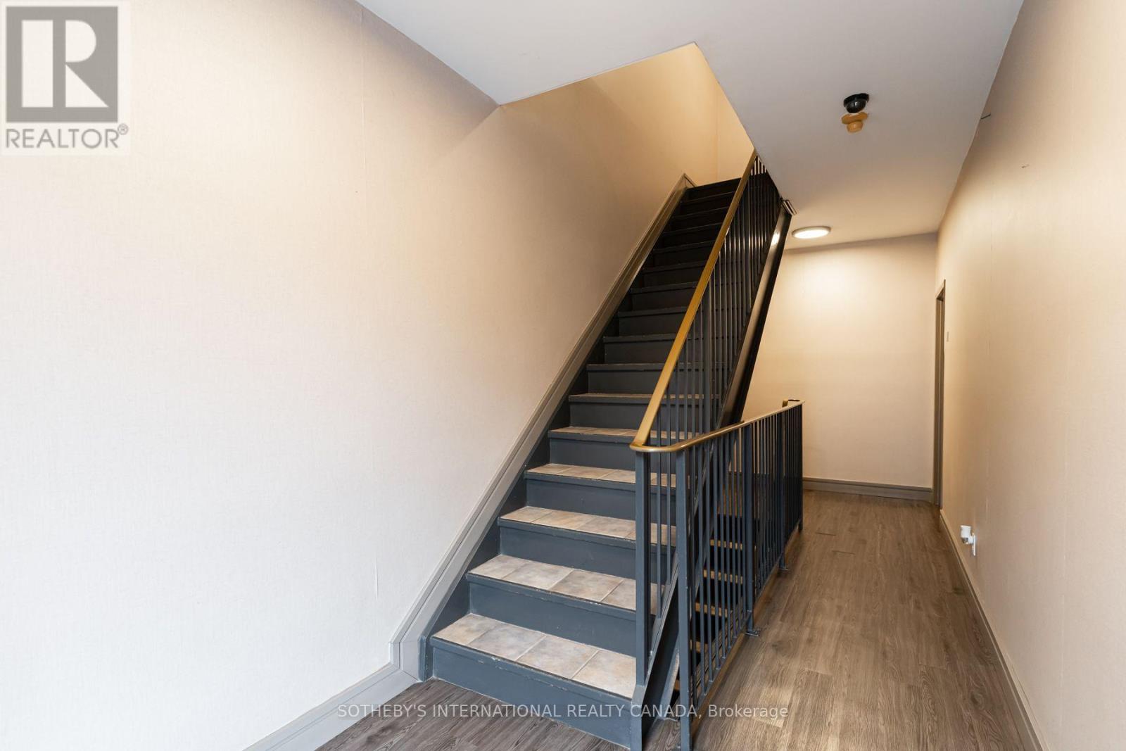 301 - 3069 Lakeshore Boulevard, Toronto, Ontario  M8V 1K6 - Photo 5 - W13657268