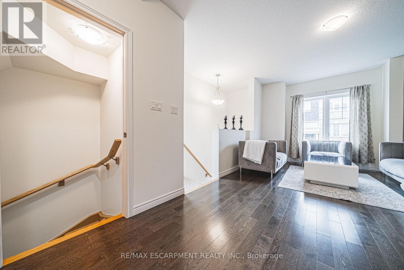 20 Barley Lane, Hamilton, Ontario  L9K 0K1 - Photo 7 - X13732994