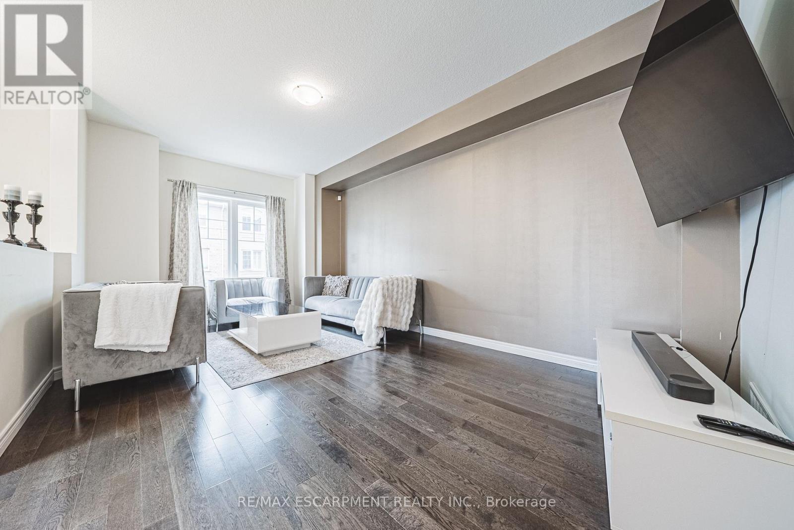 20 Barley Lane, Hamilton, Ontario  L9K 0K1 - Photo 4 - X13732994