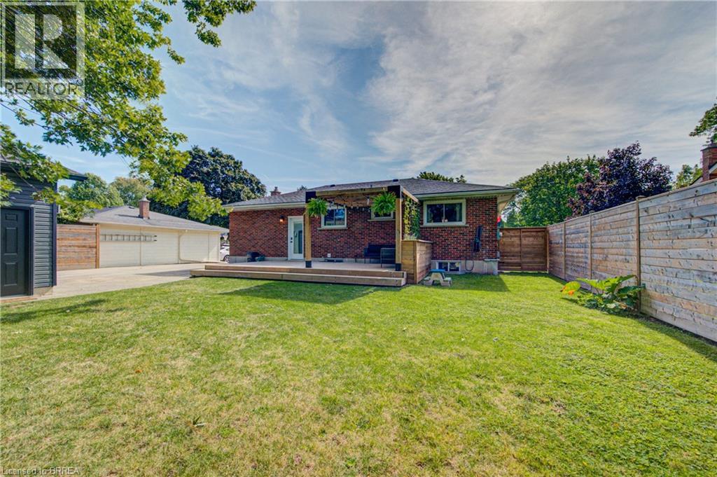 62 Forsythe Avenue, Brantford, Ontario  N3R 3L7 - Photo 44 - 40858516