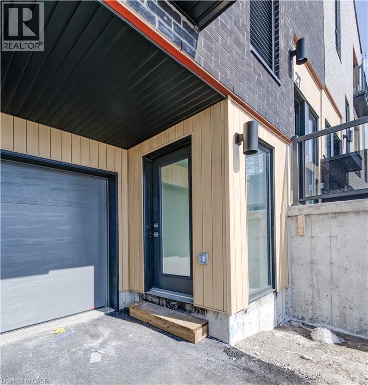 27 Urbane Boulevard, Kitchener, Ontario  N2E 0H8 - Photo 3 - 40859274
