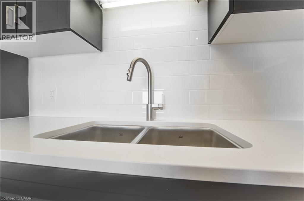 27 Urbane Boulevard, Kitchener, Ontario  N2E 0H8 - Photo 13 - 40859274