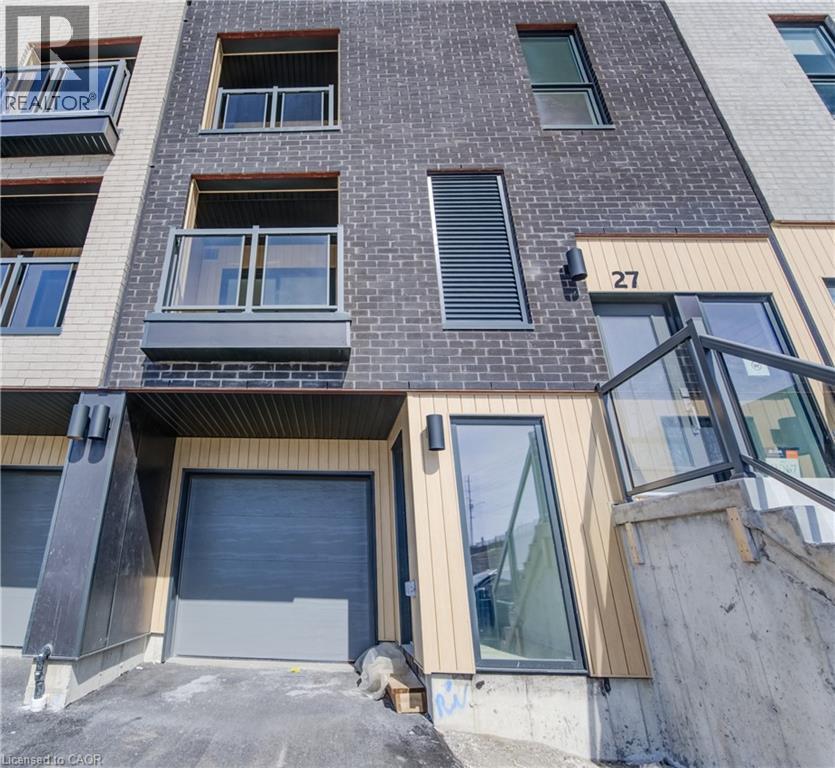 27 Urbane Boulevard, Kitchener, Ontario  N2E 0H8 - Photo 2 - 40859274