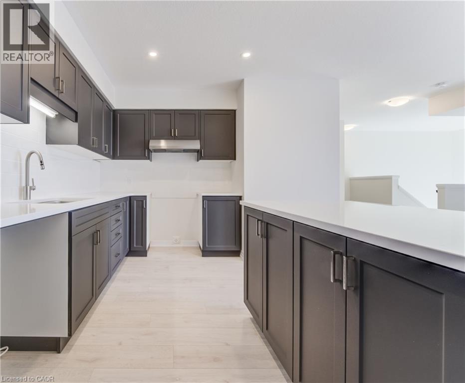 27 Urbane Boulevard, Kitchener, Ontario  N2E 0H8 - Photo 11 - 40859274