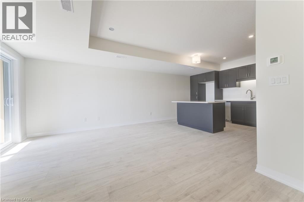 27 Urbane Boulevard, Kitchener, Ontario  N2E 0H8 - Photo 12 - 40859274