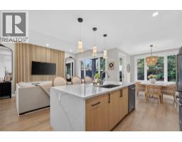 707 Raymer Road, Kelowna, British Columbia  V1W 1H6 - Photo 13 - 10396474