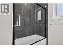 707 Raymer Road, Kelowna, British Columbia  V1W 1H6 - Photo 35 - 10396474