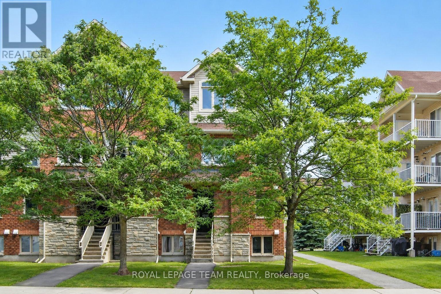 1 - 255 DEERCROFT AVENUE, Ottawa, Ontario