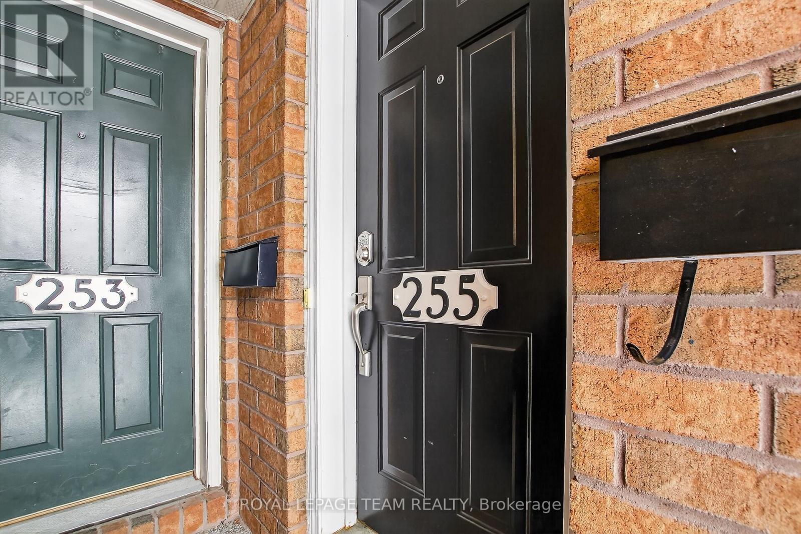 1 - 255 Deercroft Avenue, Ottawa, Ontario  K2J 5J9 - Photo 3 - X13509044